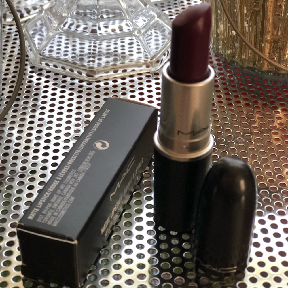 MAC lipstick Rebel